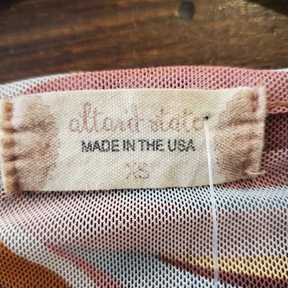 Altar'd State top size XS - Picture 5 of 7